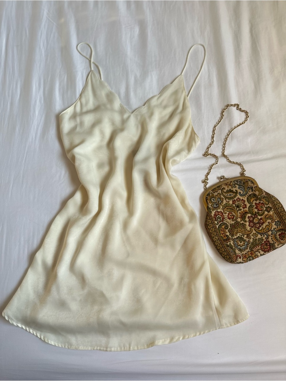 NWT Ivory Coquette Satin Scalloped V-Neck Mini Slip Dress Romantic Size M - Picture 10 of 10